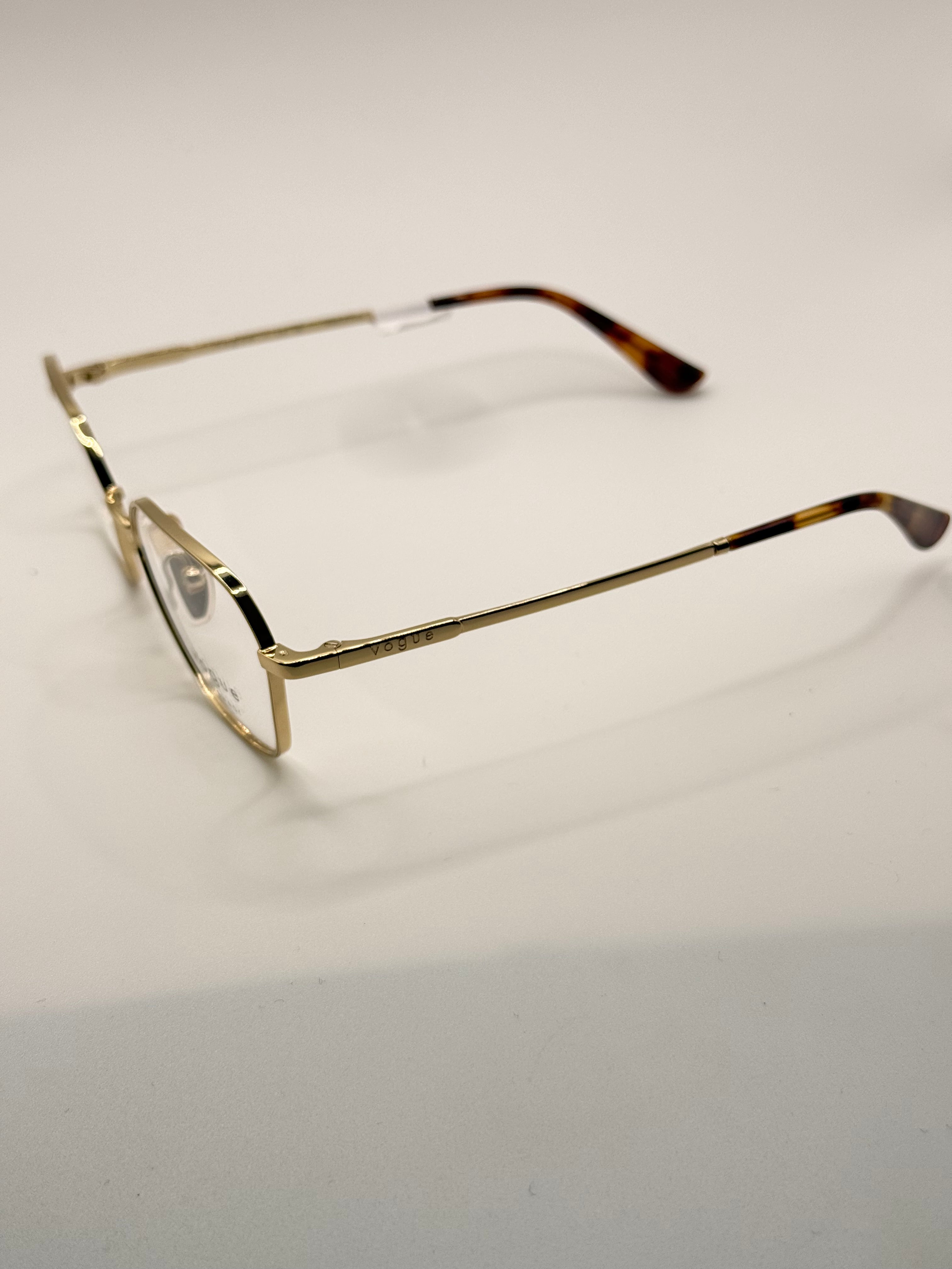 OFTALMICO VOGUE 4334