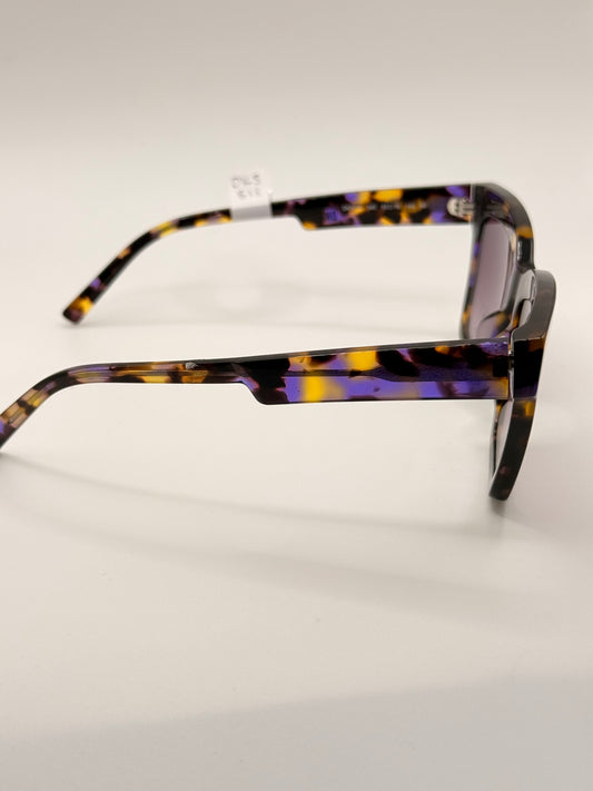 DKNY SOLAR 551S