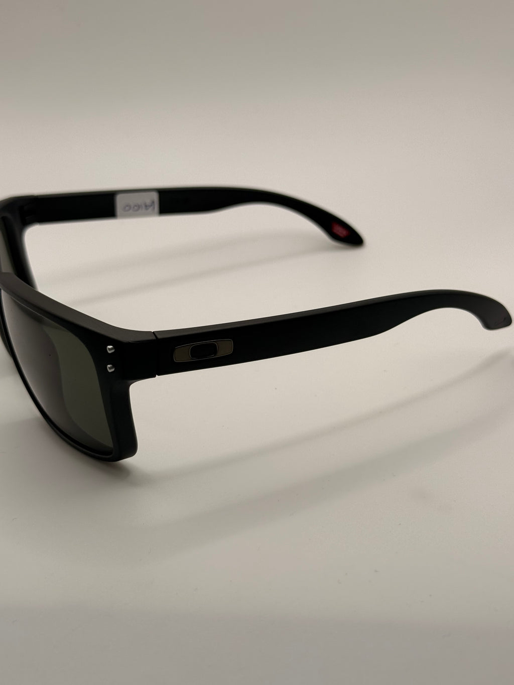 OAKLEY HOLBROOK 9102