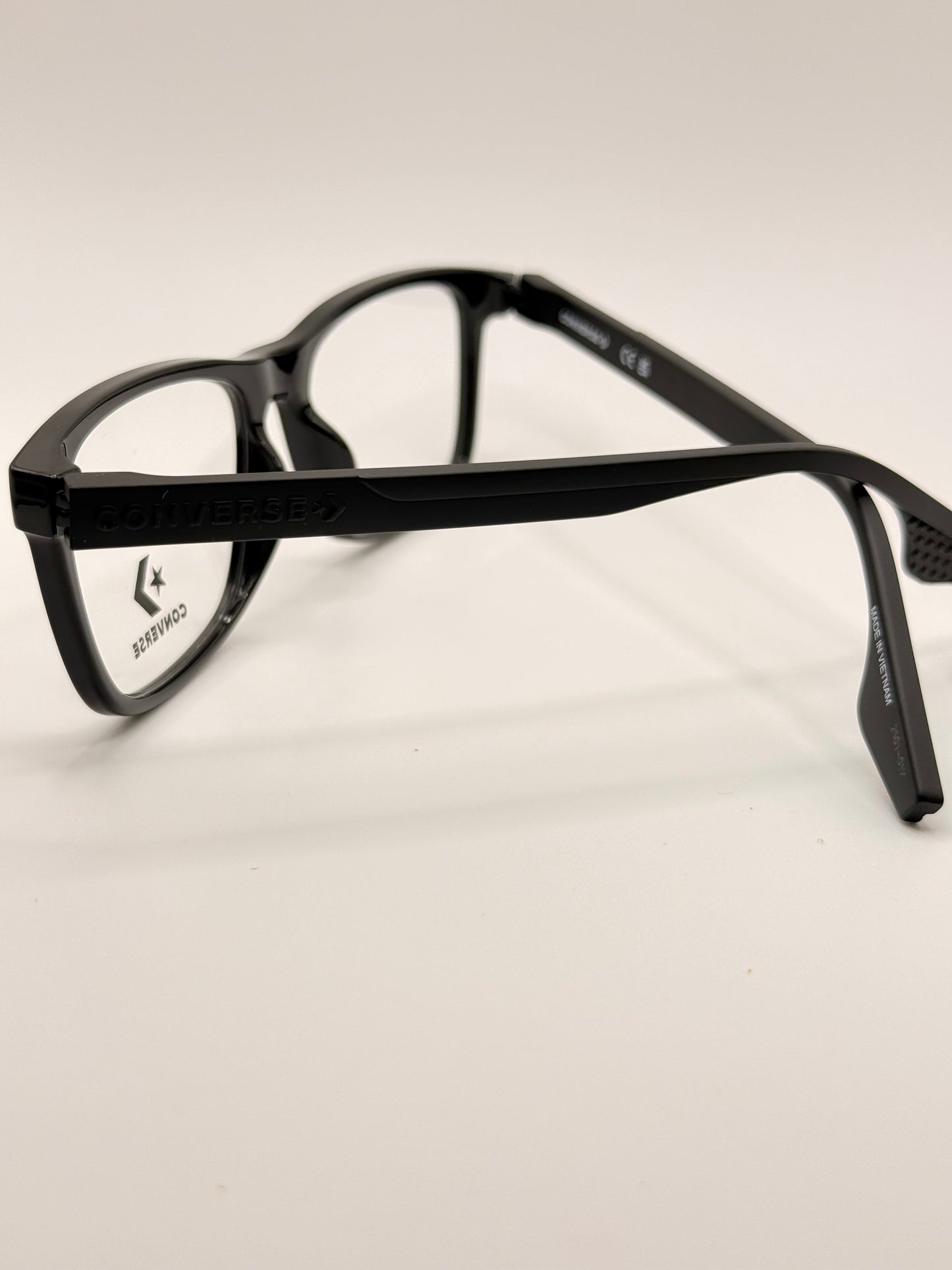 CONVERSE OFTALMICO  CV5104