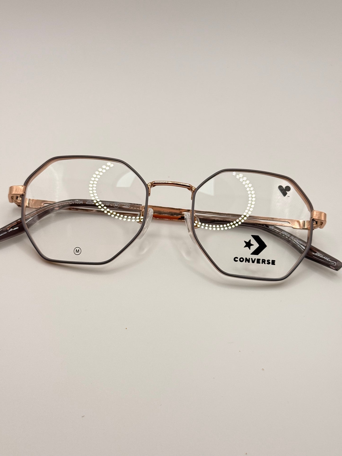 CONVERSE OFTALMICO CV1034